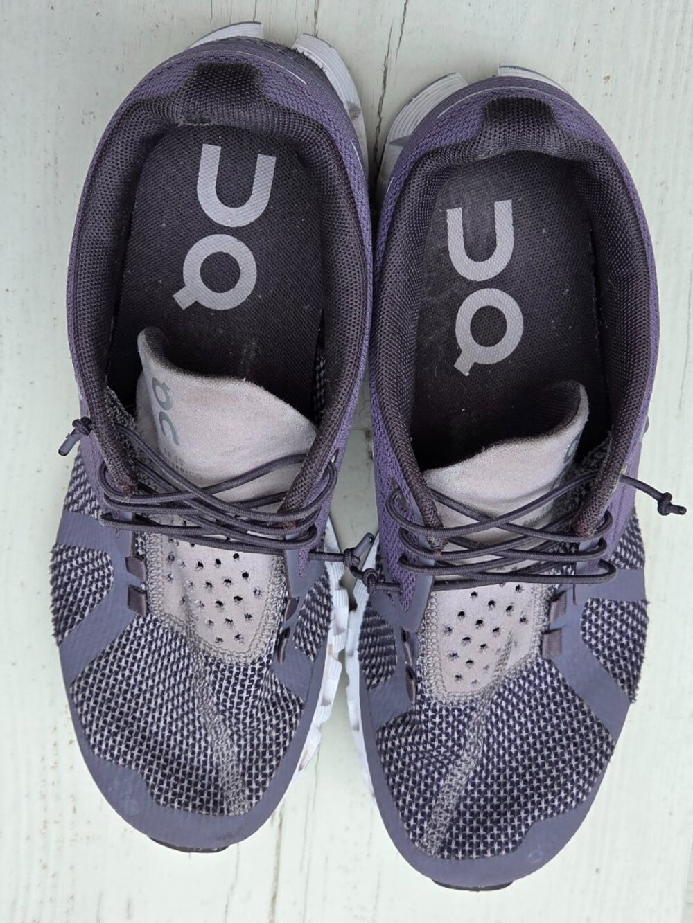 On Running Cloud 5 Mesh Sneakers Women’s Size 7 Lilac/Grey Slip On Lightweight